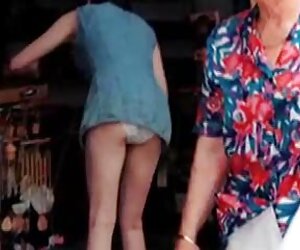 Bê khéo léo đã trang điểm phim sex online khong che cùng má trong phòng tắm hơi