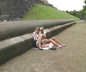 Lo lắng nhiếp ảnh phim sex online full gia gái nhỏ, người phụ nữ da đen sau khi chụp ảnh