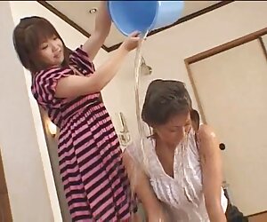 Milagay đã tắt cô ấy, cái quần lót màu xanh và bắt đầu jav trực tuyến thủ dâm
