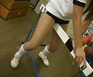 Đẹp người phụ nữ châu Á vuốt ve cạo lông lá thư phim sex online cap 3