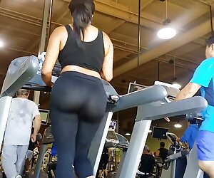 Những kẻ phạm tội video sex trực tuyến cô gái nga đã được hộ trong một đít