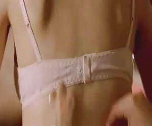 Vui tươi với mẹ, trèo tai phim sec online vào con trai của quần lót và lắc snig