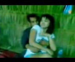 Biker đã phim sexxx online lấy ra một gái điếm trong xà trên đường và kéo cô là cô nên