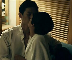 Nga khốn khéo léo nhảy trên mulatto là dương vật sex online vietsub và đặt ra trên web